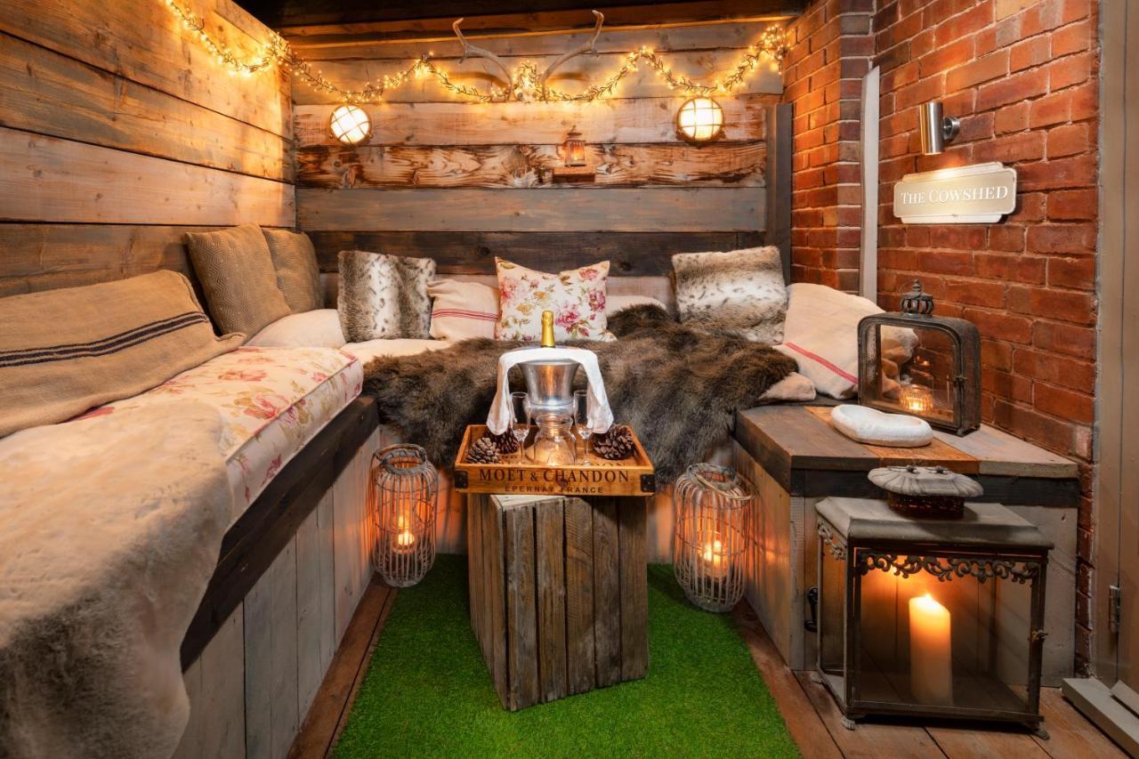 The Cowshed At Cheshire Boutique Barns Villa นันท์วิช ภายนอก รูปภาพ